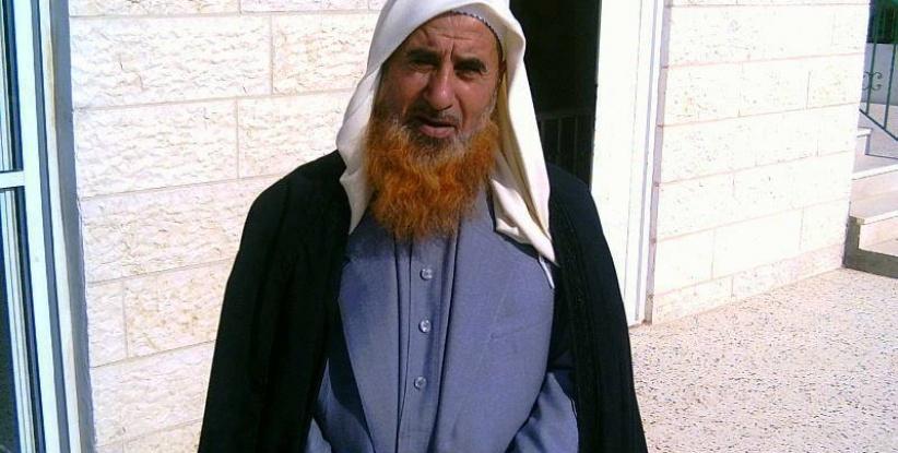 وفاة إمام مسجد الدهيشة الكبير الشيخ محمد قراقع