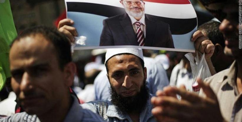 تحالف مؤيد لمرسي يدعو الى مظاهرات يوم الجمعة ضد الجيش