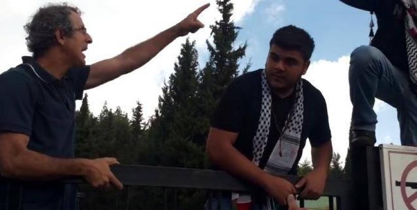 بالفيديو : عراك على الأبواب و أزمة جامعة بيرزيت تتفاقم في غياب الحل