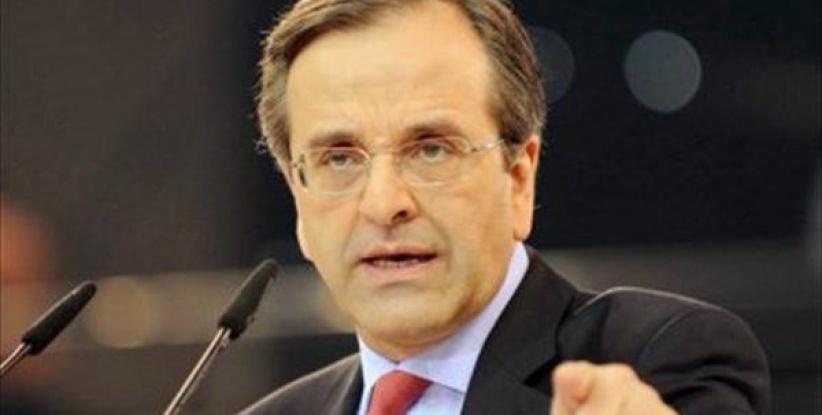 رئيس وزراء اليونان يرفض ارتداء 