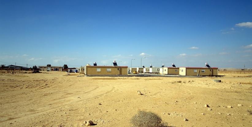 اسرائيل تدرس السماح بإقامة مشاريع فلسطينية في 