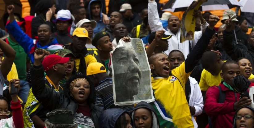 توافد الالاف الى جوهانسبرغ للمشاركة في تشييع مانديلا