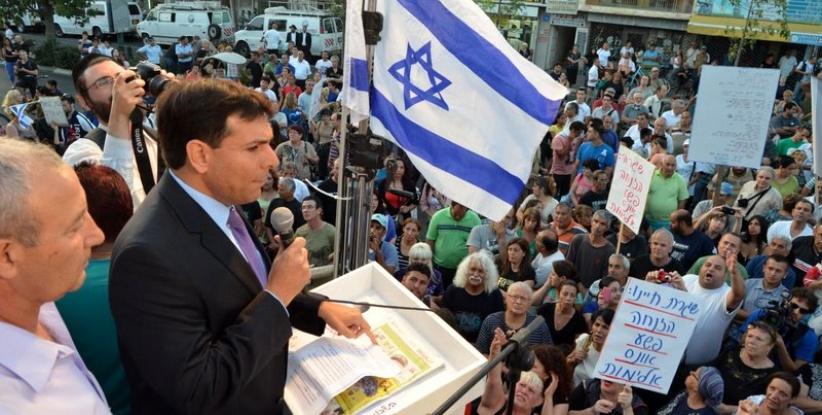 دنون يدعو لالغاء جلسة المفاوضات اليوم حتى تستنكر السلطة عملية اذنا