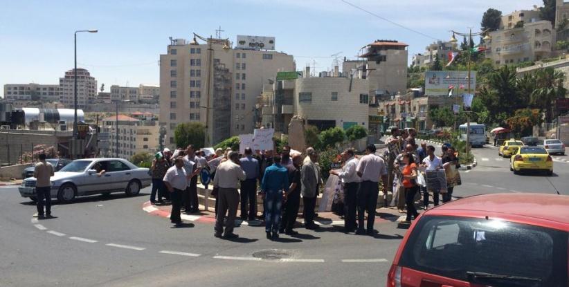 نقابة الموظفين في بيت لحم تنظم وقفات تضامنية مع الأسرى