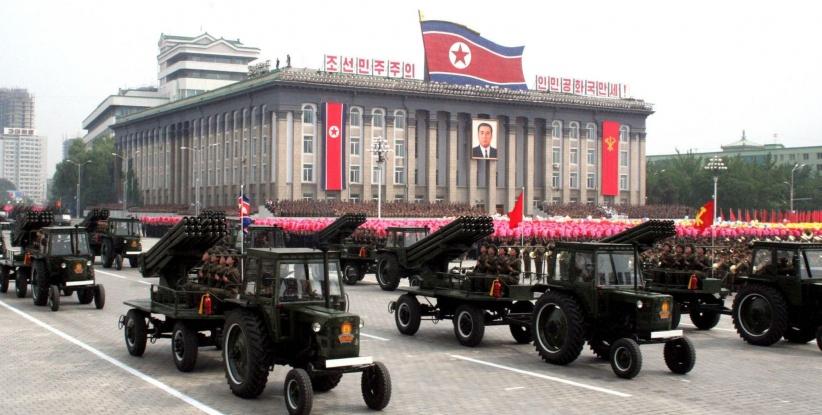 كوريا الشمالية تنفي تسليم أسلحة إلى حزب الله وحماس