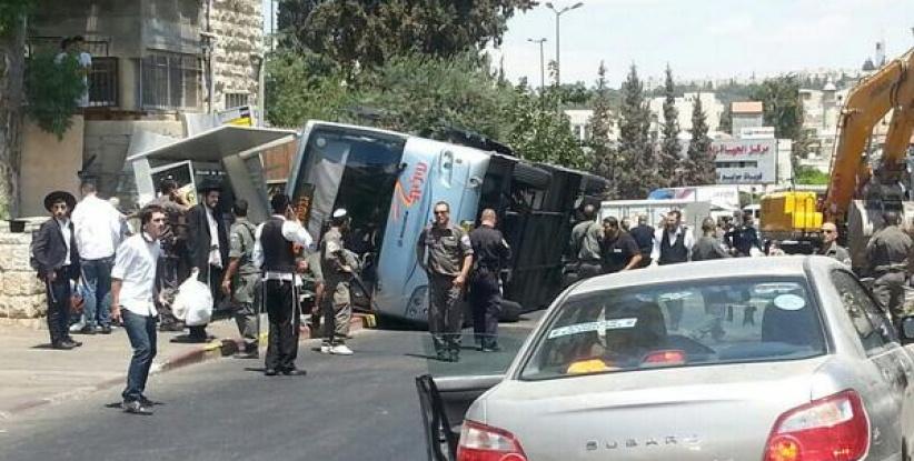 بالصور : استشهاد فلسطيني في القدس بدعوى تنفيذ عملية بجرافة