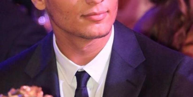 بالصور : محمد عساف أفضل مطرب شاب للعام 2014