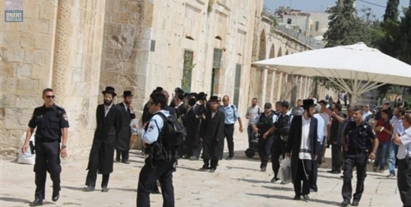 المستوطنون يجدّدون اقتحامهم للأقصى