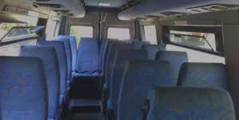 مستوطنون يعتدون على سائق حافلة في القدس