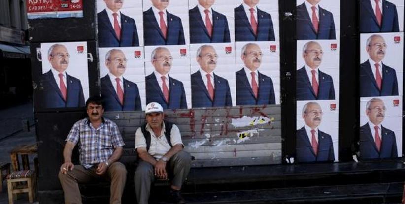 الأتراك يصوتون على 