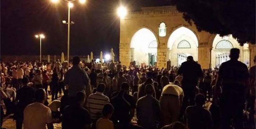 إصابات واعتقال 3 أطفال في مواجهات ليلية بأحياءٍ مقدسية