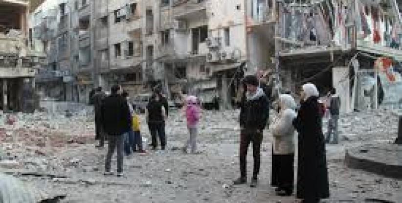 قصف 3 مخيمات فلسطينية بسورية بالبراميل المتفجرة