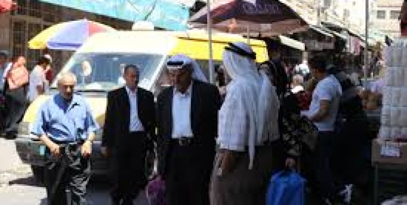 وقفة احتجاجية ضد غلاء الأسعار في الخليل