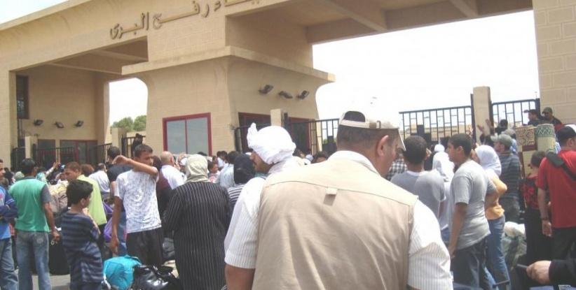 تمديد العمل في معبر رفح إلى يوم غد الثلاثاء