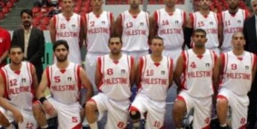 هنية يكافئ وطني السلة بـ 5 ألاف دولار