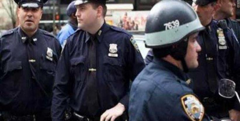 الشرطة: مسلحان يقتلان ثلاثة ويصيبان امرأة قرب جامعة بالتيمور الأمريكية