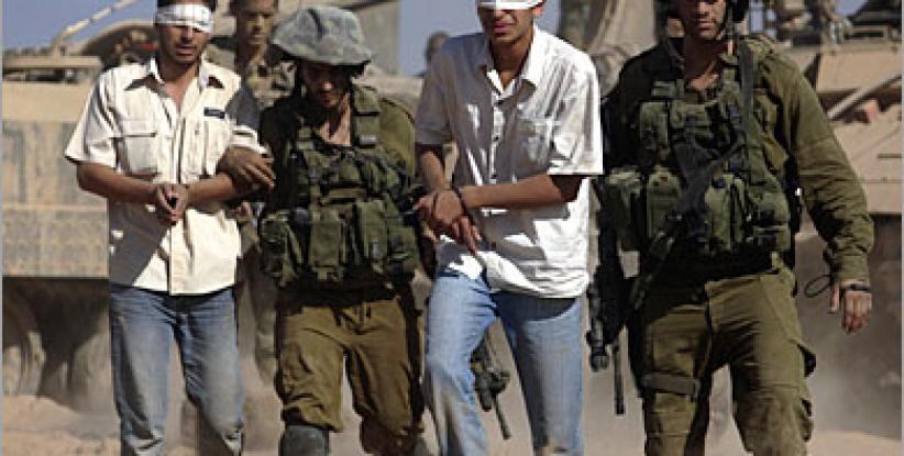 قوات الاحتلال تعتقل مواطناً من عصيرة الشمالية