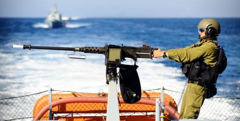 قوات الاحتلال تستهدف الصيادين قبالة سواحل المنطقة الشمالية في قطاع غزة