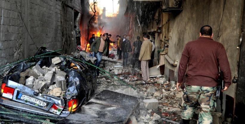 النظام يقصف مخيمي خان الشيخ واليرموك