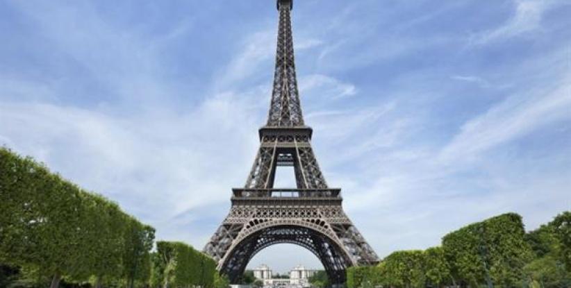 أسهل طريقة لزيارة برج إيفل وعدم الانتظار