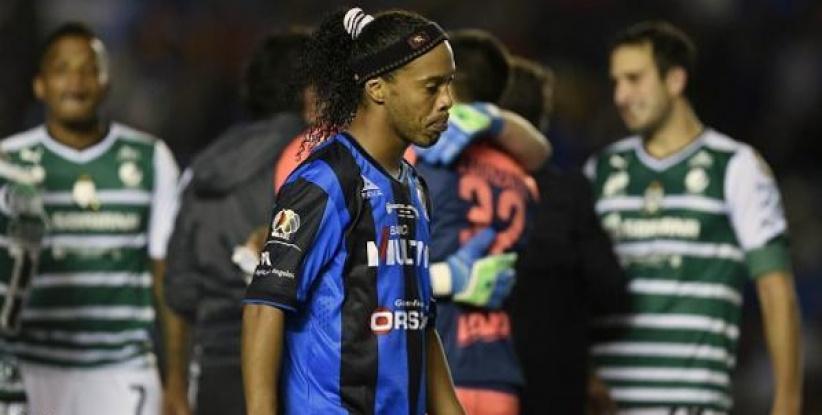 رونالدينيو يتعاقد مع فلومينيسي البرازيلي