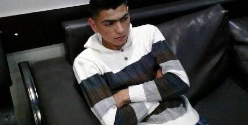 الخليل : عصابة مسلحة ” انتحلت شخصية الاستخبارات العسكرية وقامت بخطف شاب من بين آلاف المتسوقين “