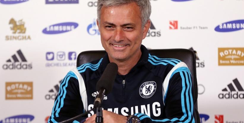 مورينيو يكشف عن سبب انضمام فالكاو لتشيلسي