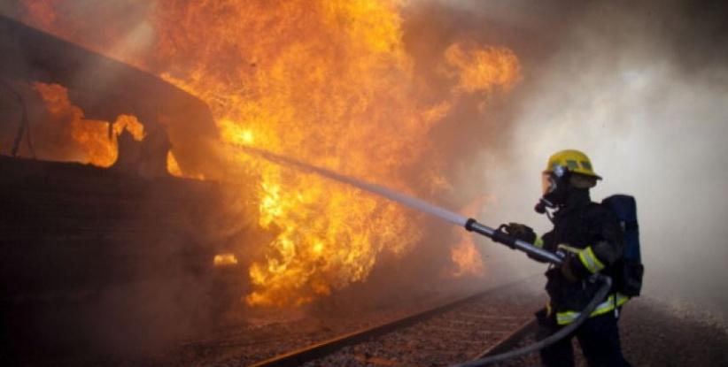 حريق كبير قرب معسكر للاحتلال شرق القدس