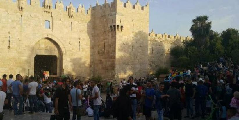 التواجد المكثف للمصلين يحول دون اقتحامات المستوطنين للأقصى