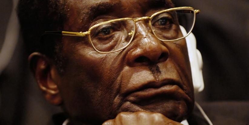 موغابي:الآن يمكنني أن أجثو على ركبتي وأطلب يد أوباما