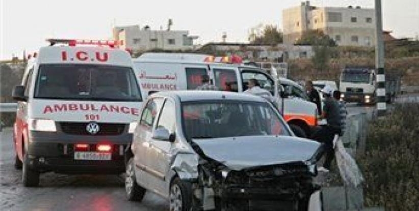 مصرع طفل بحادث سير ذاتي في الخليل