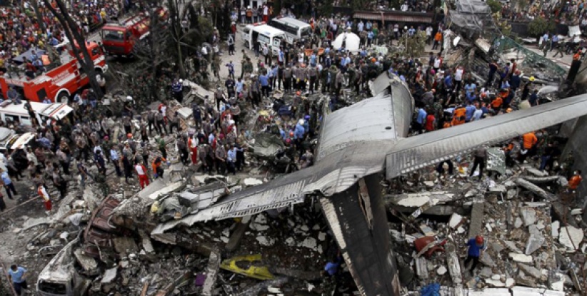 ارتفاع عدد ضحايا الطائرة الإندونيسية إلى 141