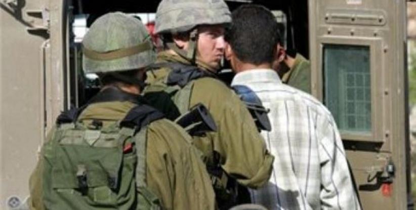 الاحتلال يعتقل 3مواطنين ويصادر أجهزة حاسوب بالقدس
