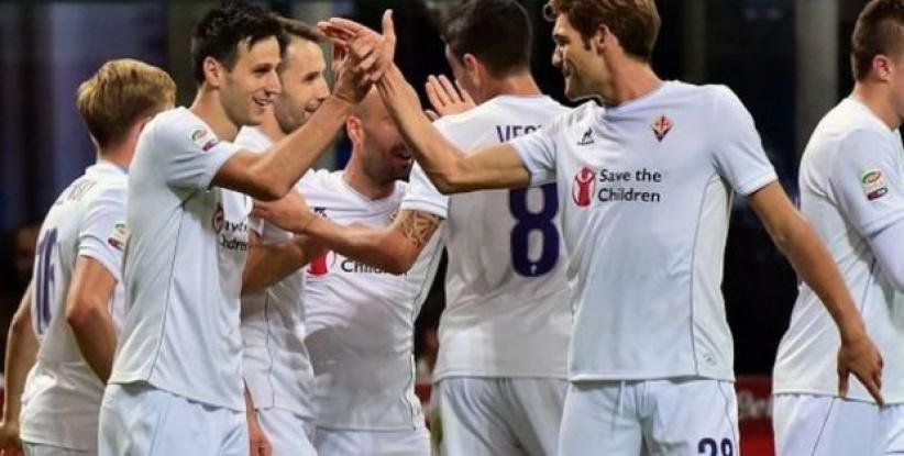 فيديو: فيورنتينا يكتسح إنتر و يخطف الصدارة من قلب ميلانو