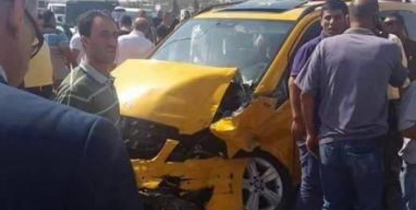 سبعة اصابات في حادث سير بين عمومي وشاحنة في بيت لحم