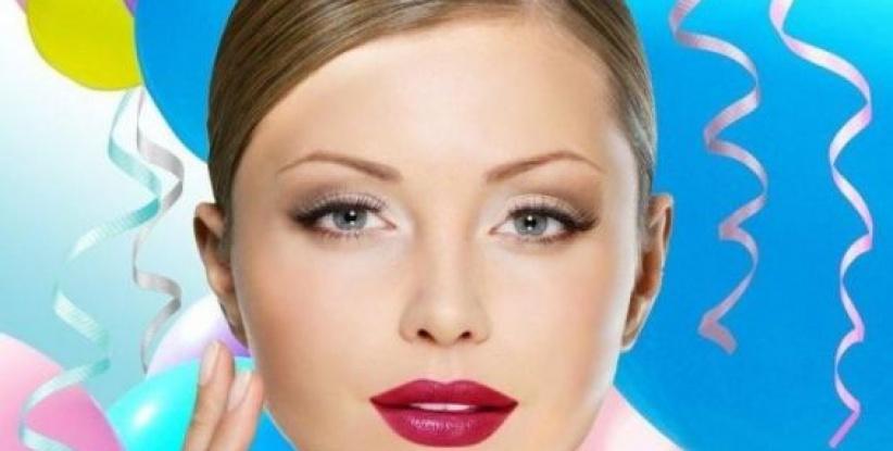 مكياج ناعم للمرأة الجامعية