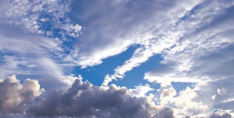 حالة الطقس- درجات الحرارة ادنى من معدلها وتجدد سقوط الامطار غداً