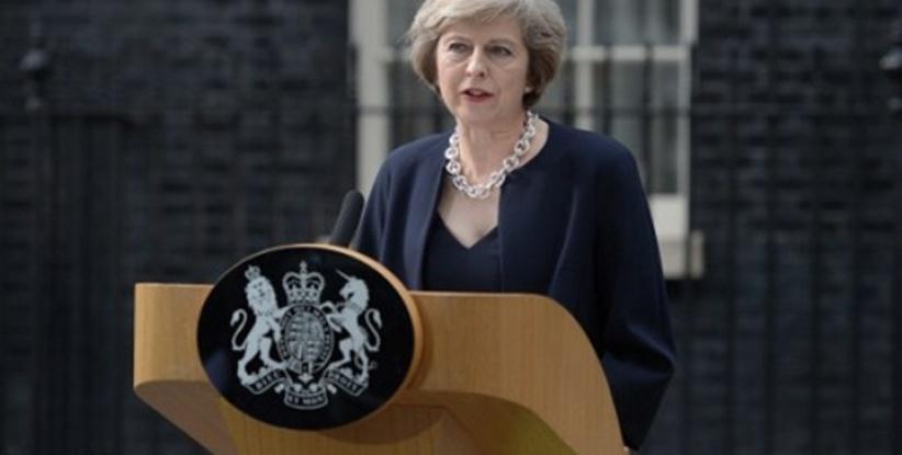 تيريزا ماي تؤكد على وجوب إيجاد حل للقضية الفلسطينية
