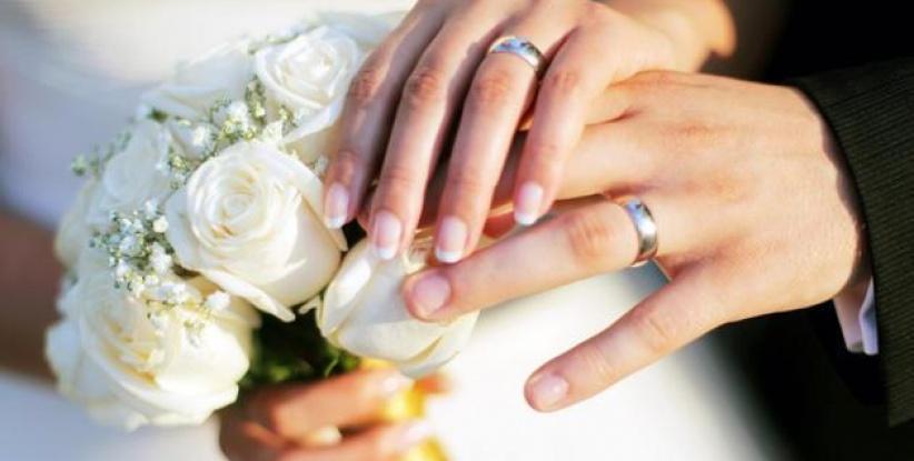 مشاجرة في مول تنتهي بحفل زفاف