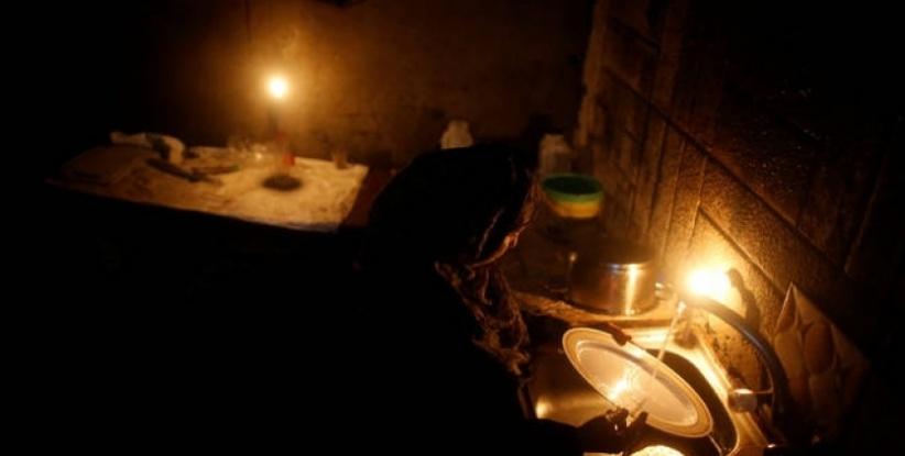 الطاقة: عودة الكهرباء لغزة سيستغرق سنوات