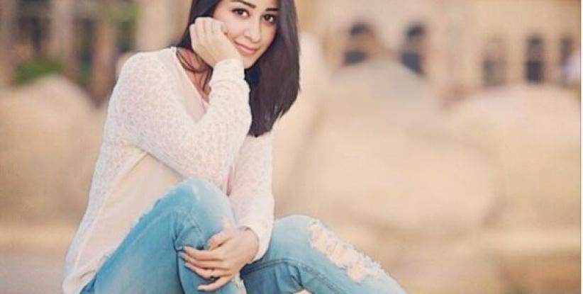 بالفيديو- أسيل عمران تتحدث عن العائلة والعمل والحب عبر يوتيوب