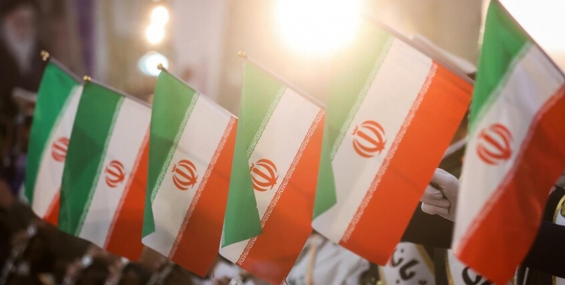 الرئيس الإيراني: أكثر من 14 مليون إيراني مستعدون للتضحية بحياتهم بمن فيهم أنا