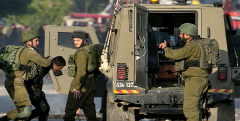 الاحتلال يعتقل أكثر من 20 مواطنا من الضفة بينهم طفلان وسيدتان