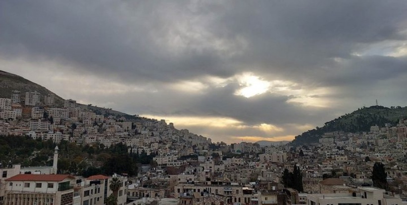 الطقس: انخفاض على درجات الحرارة والفرصة مهيأة لسقوط الأمطار