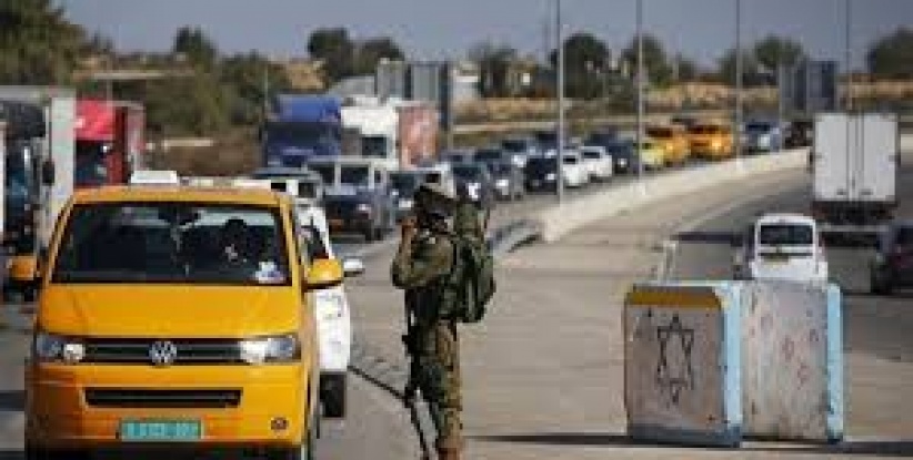 الاحتلال يواصل تشديد إجراءاته العسكرية في محافظات الضفة