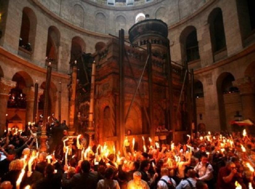 دلياني: الاحتلال يحاصر كنيسة القيامة فجر عيد سبت النور