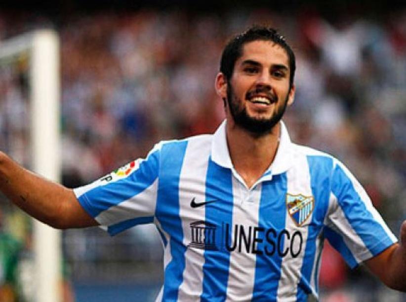 ريال مدريد يتعاقد مع لاعب وسط نادي ملقة الإسباني رومان ايسكو