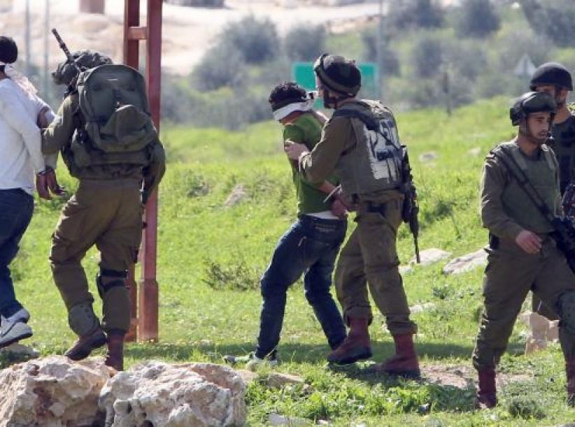 الاحتلال يعتقل أربعة شبان من بيت لحم