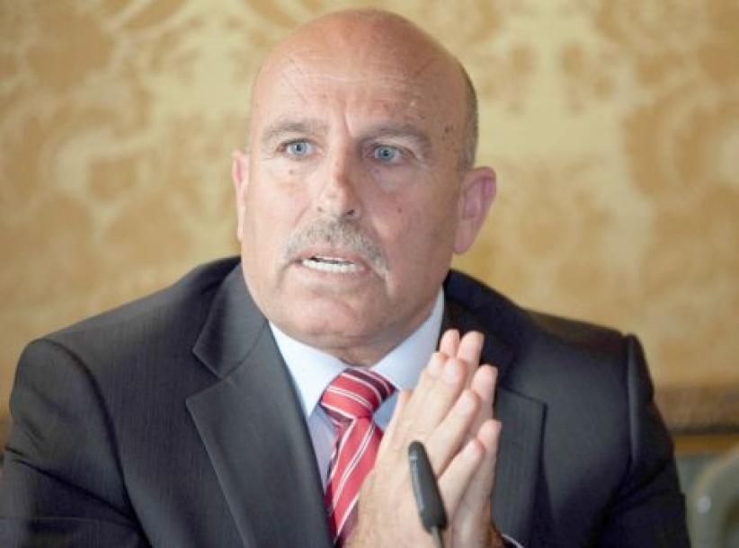 مجهولون يفتحون النار على مركبة عضو ثوري فتح ابو زايدة برام الله