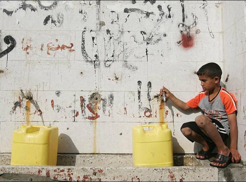 غزة : نقص المياه في غزة ينذر بكارثة صحية